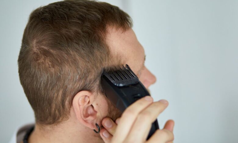 How to shave your head with a hair clipper?